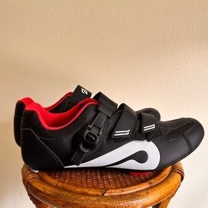 Peloton shoes NEW!